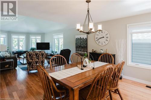 377 Peel Street E, Southampton, ON - Indoor Photo Showing Dining Room