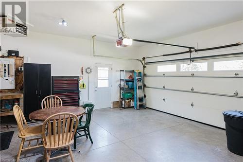 377 Peel Street E, Southampton, ON - Indoor Photo Showing Garage