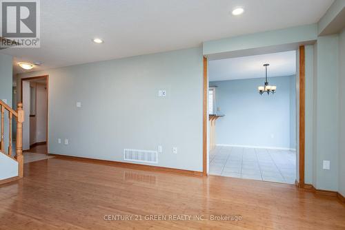 27 Lynn Court, Kitchener, ON - Indoor Photo Showing Other Room