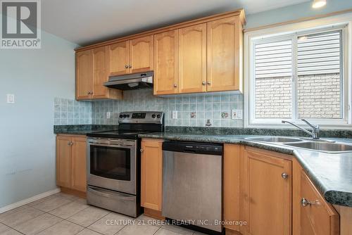 27 Lynn Court, Kitchener, ON - Indoor Photo Showing Kitchen With Double Sink