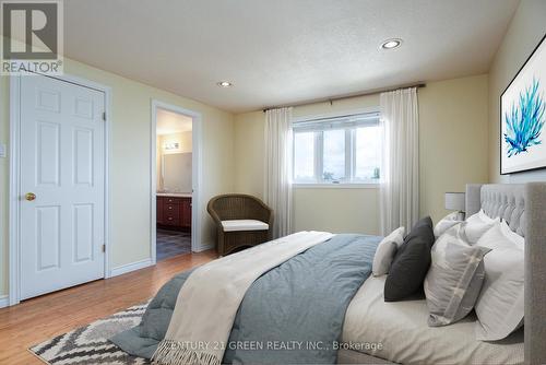 27 Lynn Court, Kitchener, ON - Indoor Photo Showing Bedroom