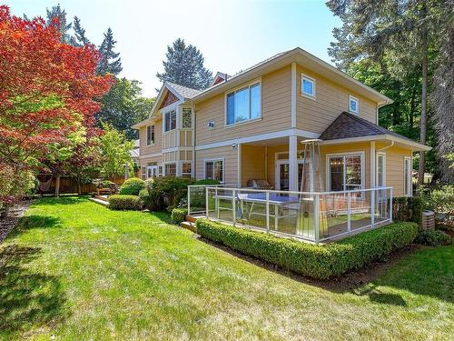 5075 Clutesi St, Saanich, BC 