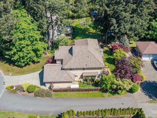 5075 Clutesi St, Saanich, BC 