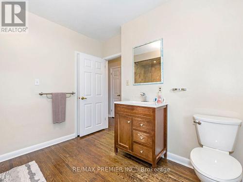 7 Tranquil Drive, Toronto (Etobicoke West Mall), ON - Indoor Photo Showing Bathroom