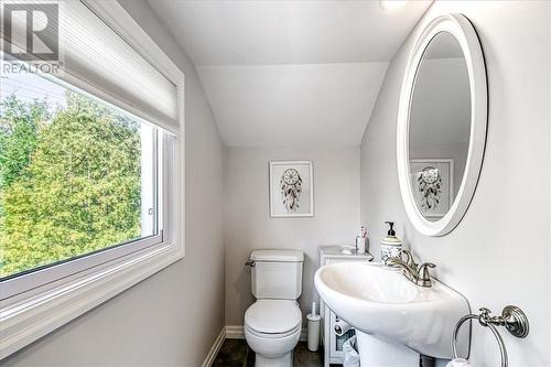 396 John Street, Sudbury, ON - Indoor Photo Showing Bathroom