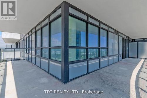 1104 - 1455 Celebration Drive, Pickering (Bay Ridges), ON -  With Balcony With Exterior