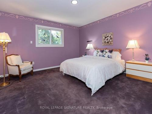 18 Irvine Rd, Toronto, ON - Indoor Photo Showing Bedroom