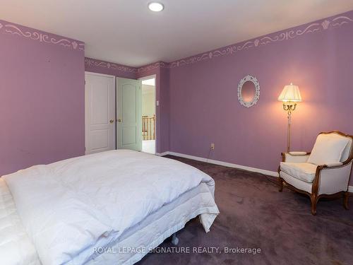 18 Irvine Rd, Toronto, ON - Indoor Photo Showing Bedroom