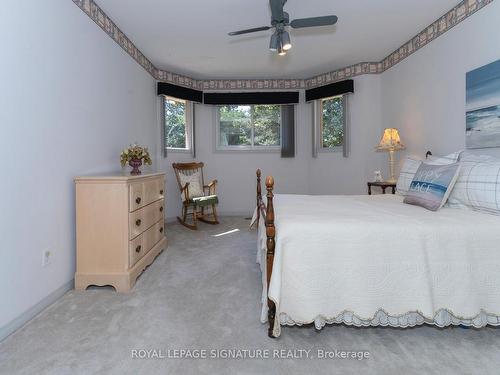 18 Irvine Rd, Toronto, ON - Indoor Photo Showing Bedroom