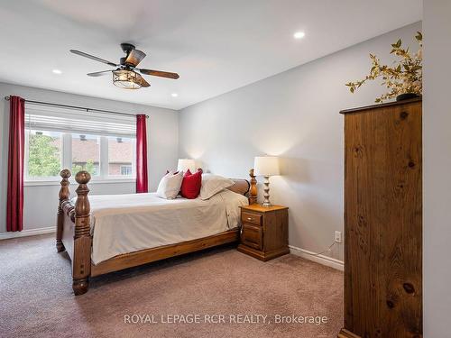 122 Anderson Rd, New Tecumseth, ON - Indoor Photo Showing Bedroom