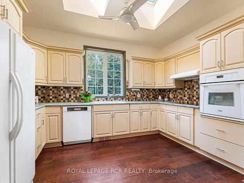 7826 5Th Sdrd, Adjala-Tosorontio, ON - Indoor Photo Showing Kitchen