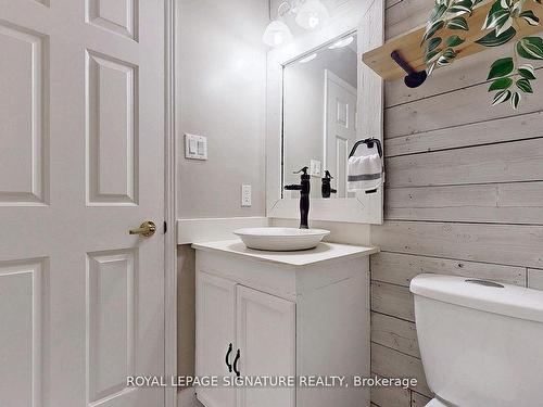 4567 Donegal Dr, Mississauga, ON - Indoor Photo Showing Bathroom