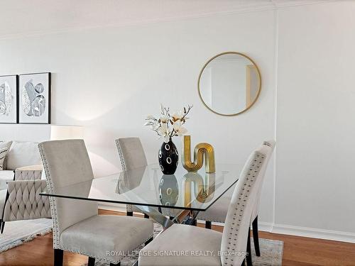 Ph04-812 Burnhamthorpe Rd, Toronto, ON - Indoor Photo Showing Dining Room