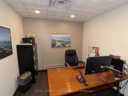 8-2458 Dundas St W, Mississauga, ON 