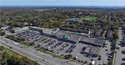 8-2458 Dundas St W, Mississauga, ON 