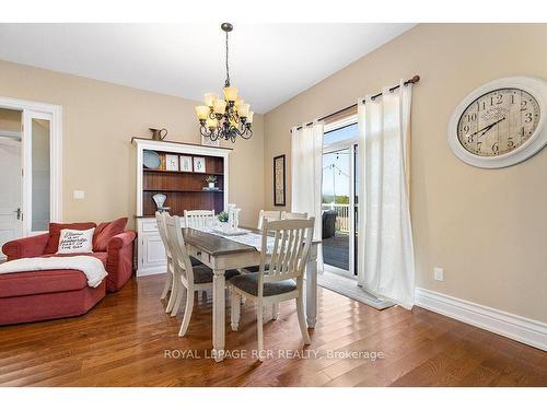 5680 Wellington Road 23, Erin, ON - Indoor Photo Showing Dining Room