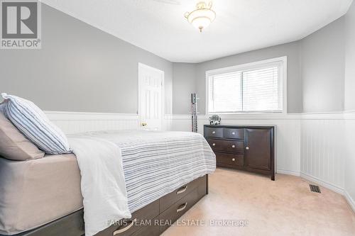 48 Windsor Crescent, Barrie, ON - Indoor Photo Showing Bedroom