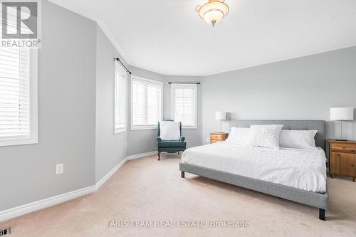 48 Windsor Crescent, Barrie, ON - Indoor Photo Showing Bedroom