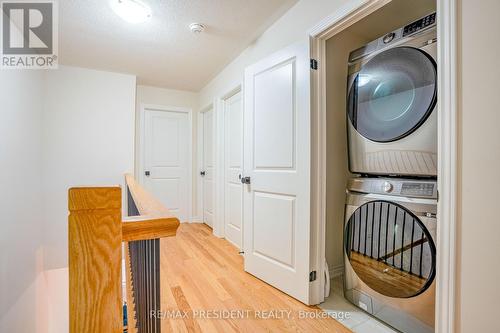 99 Halliford Place, Brampton (Brampton East), ON - Indoor Photo Showing Laundry Room