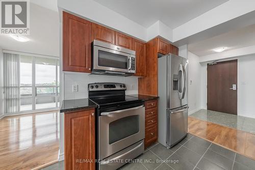 511 - 335 Rathburn Road W, Mississauga, ON - Indoor Photo Showing Kitchen With Stainless Steel Kitchen