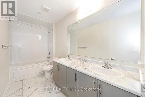 149 Higgins Avenue, Thorold, ON - Indoor Photo Showing Bathroom