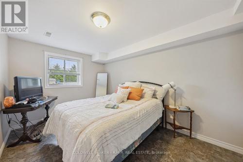 293 Ivey Crescent, Cobourg, ON - Indoor Photo Showing Bedroom