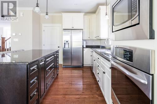 3 Sycamore Place, St. John'S, NL - Indoor Photo Showing Kitchen