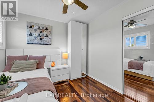 7287 Aldercrest Drive, Mississauga (Meadowvale), ON - Indoor Photo Showing Bedroom