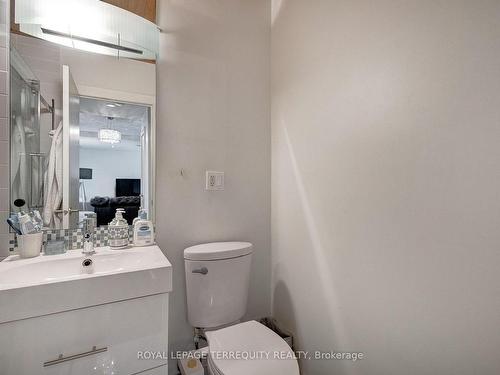 107-3339 Rideau Pl, Out Of Area, ON - Indoor Photo Showing Bathroom