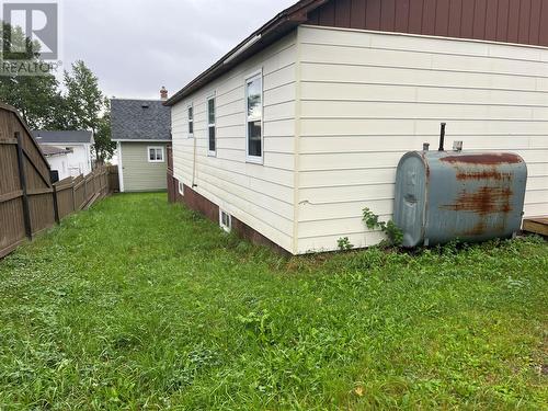 28 Poplar Road, Springdale, NL - Outdoor With Exterior