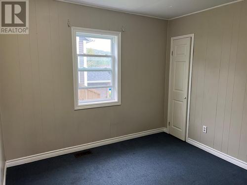 28 Poplar Road, Springdale, NL - Indoor Photo Showing Other Room