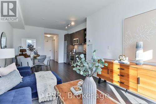 1110 - 30 Ordnance Street, Toronto, ON - Indoor Photo Showing Living Room