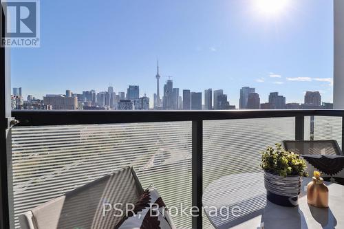 1110 - 30 Ordnance Street, Toronto (Waterfront Communities), ON - Outdoor