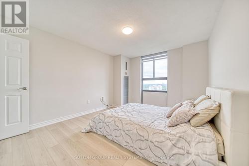 1811 - 260 Seneca Hill Drive, Toronto (Don Valley Village), ON - Indoor Photo Showing Bedroom