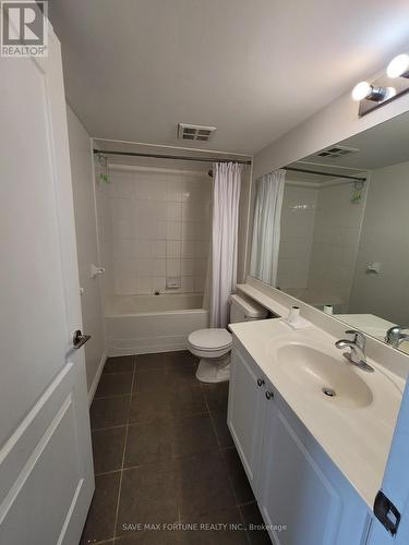 609 - 3840 Bathurst Street, Toronto (Clanton Park), ON - Indoor Photo Showing Bathroom