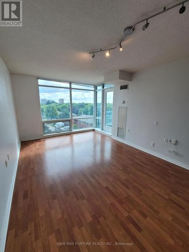 609 - 3840 Bathurst Street, Toronto (Clanton Park), ON - Indoor Photo Showing Other Room