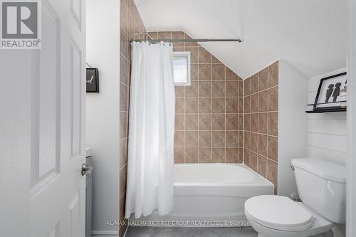 890 Robson Street, Oshawa (Lakeview), ON - Indoor Photo Showing Bathroom