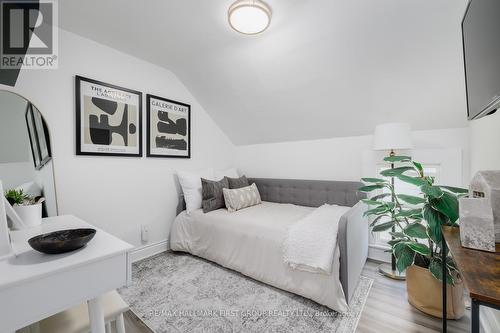 890 Robson Street, Oshawa (Lakeview), ON - Indoor Photo Showing Bedroom