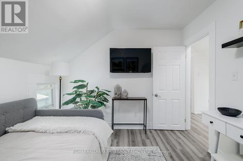 890 Robson Street, Oshawa (Lakeview), ON - Indoor Photo Showing Bedroom