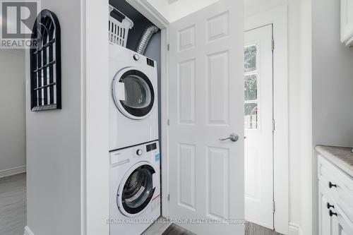 890 Robson Street, Oshawa (Lakeview), ON - Indoor Photo Showing Laundry Room