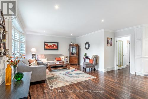 1318 Rosemary Crescent, Burlington (Mountainside), ON - Indoor Photo Showing Living Room