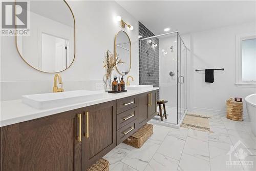 MASTER BEDROOM EN-SUITE - 1005 Beckton Heights, Ottawa, ON - Indoor Photo Showing Bathroom