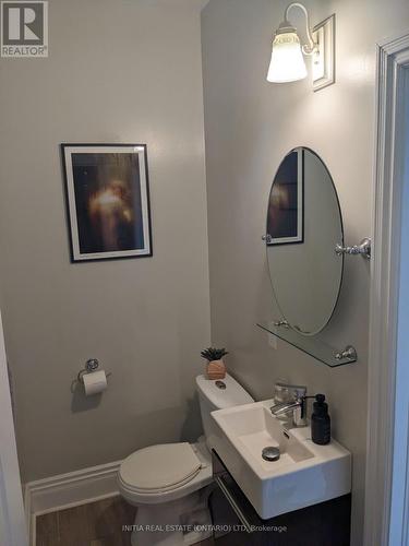 796 William Street, London, ON - Indoor Photo Showing Bathroom