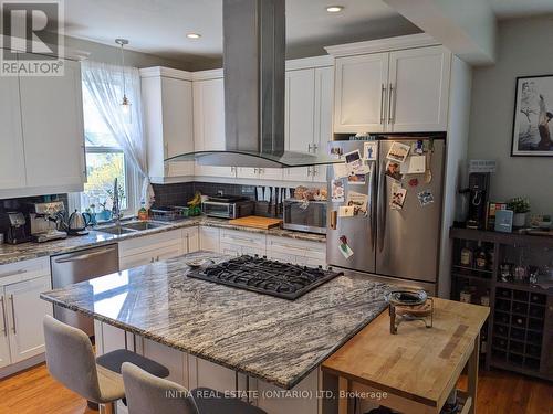 796 William Street, London, ON - Indoor Photo Showing Kitchen With Double Sink