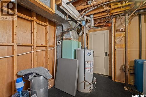 335 25Th Street W, Prince Albert, SK - Indoor Photo Showing Basement