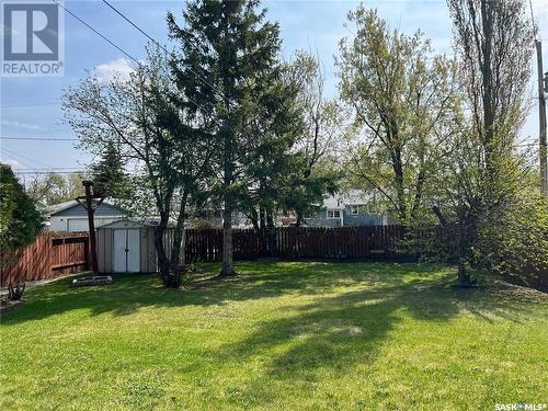 335 25Th Street W, Prince Albert, SK - Outdoor