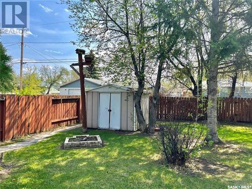 335 25Th Street W, Prince Albert, SK - Outdoor