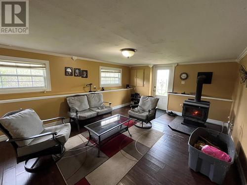 5 Covages Lane, Freshwater, NL - Indoor Photo Showing Living Room