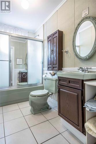 11 Heightview Drive, Paradise, NL - Indoor Photo Showing Bathroom