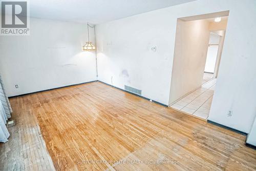 2323 Delkus Crescent, Mississauga (Cooksville), ON - Indoor Photo Showing Other Room